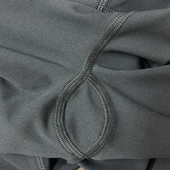 NWOT Lululemon All The Right Places - Picture 11 of 11